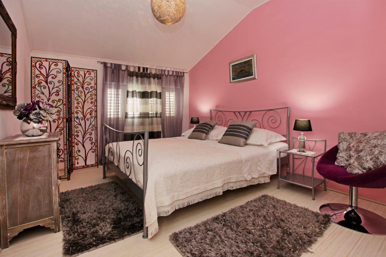 Apartment Ambroz Vela Luka Ngoại thất bức ảnh