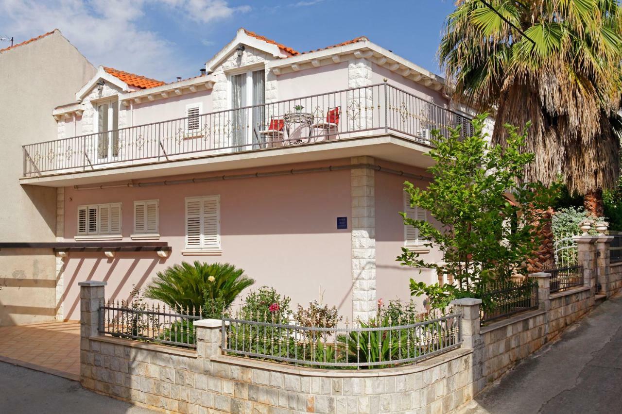 Apartment Ambroz Vela Luka Ngoại thất bức ảnh